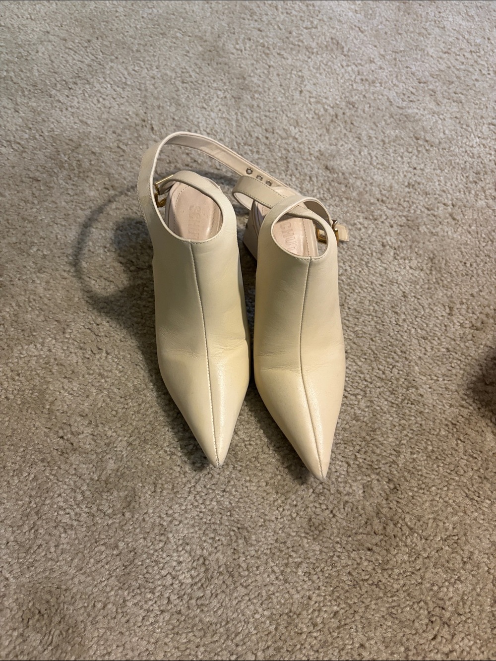 SCHUTZ Pointed Toe Slingback Heels in Cream